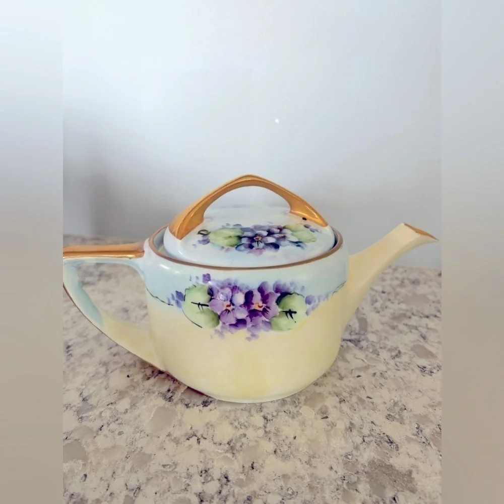 Vintage Rosenthal Selb Bavaria Donatello Teapot